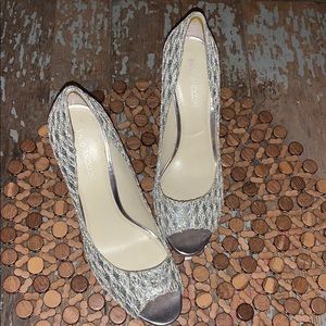 Enzo Angiolini Pumps!!